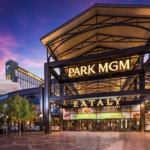 Курортный комплекс Park Mgm Vegas